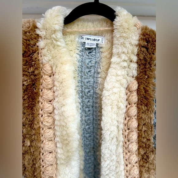 Le Sweater Jackets & Blazers - Le Sweater Vintage Hand Crocheted Sweater